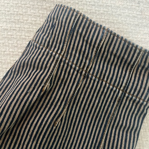 We The Free Jayce Flare Jean - Railroad Pinstripe - Picture 3 of 8